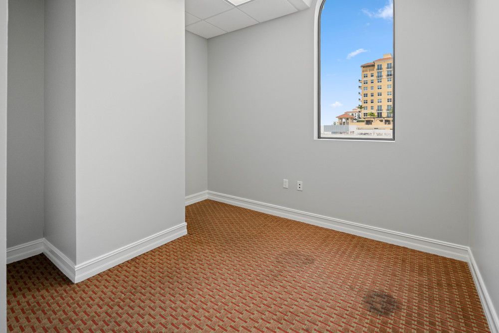 Ponce Tower Office - 510: 1805 Ponce de Leon Blvd, Coral Gables, FL 33134